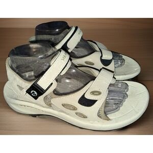 Merrell Women's High Tide Beige Sandals Size 9 Outdoor Sport Hiking Comfort